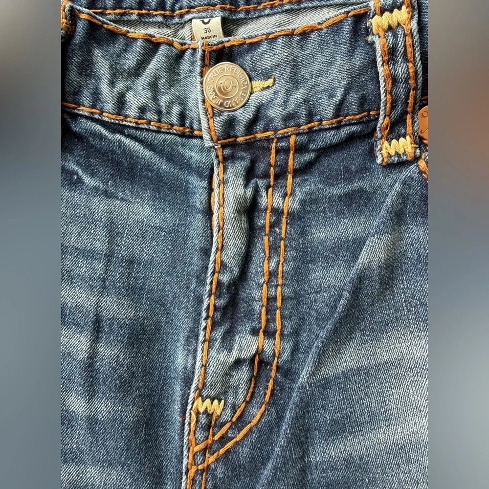 True Religion UO Exclusive Bobby Relaxed Fit Jean